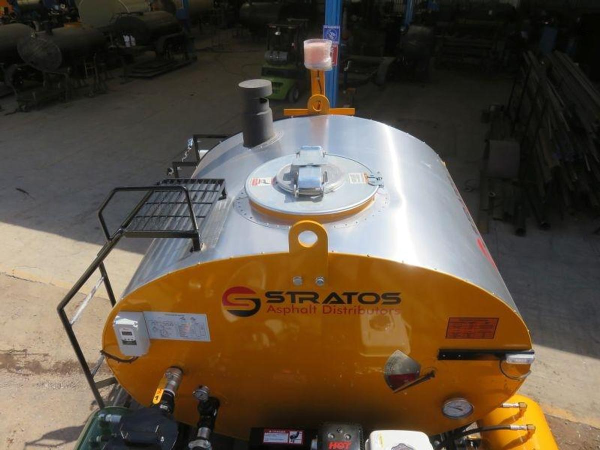 400 Gallon Distributor Trailer