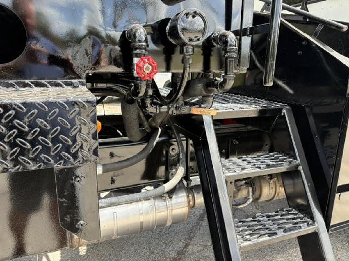 Used 2016 Kenworth Model T-370 Pro-Patch Pothole Patcher