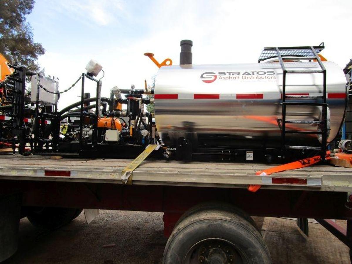 600 Gallon Tack Sprayer Skid Mounted