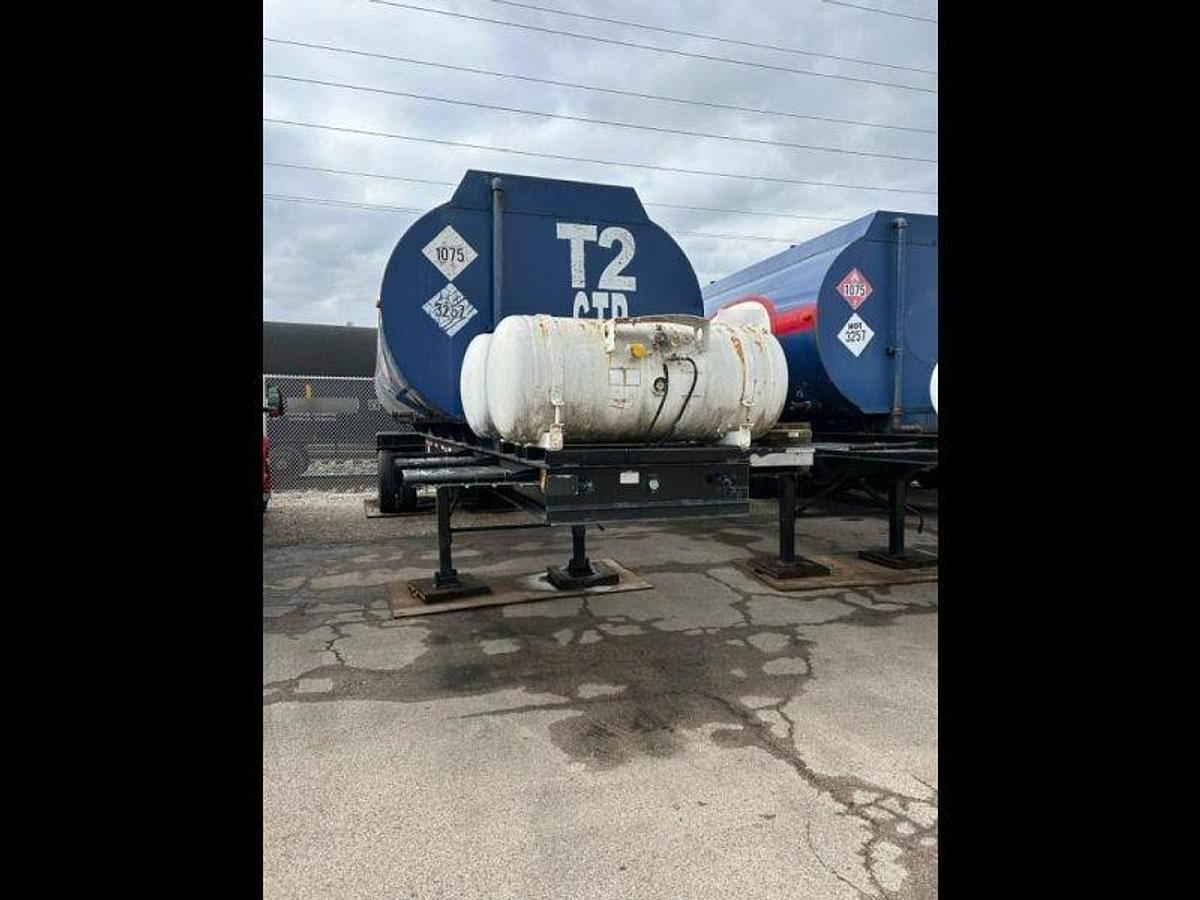 Used 2004 Taurus 20-Ton Tanker
