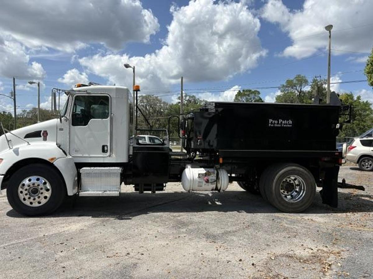 Used 2016 Kenworth Model T-370 Pro-Patch Pothole Patcher