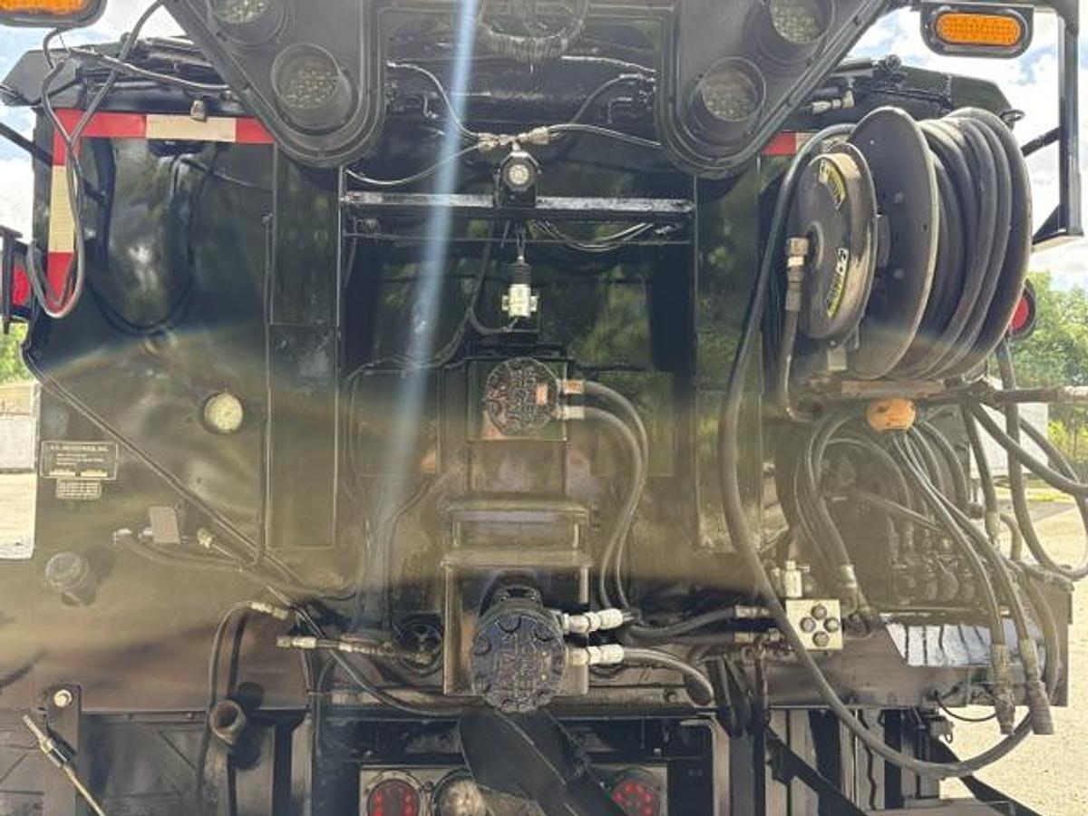 Used 2016 Kenworth Model T-370 Pro-Patch Pothole Patcher