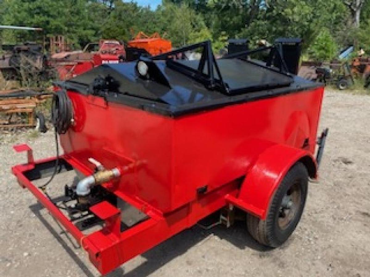 Used 300+ GAL Hot Rubber Melter Kettle