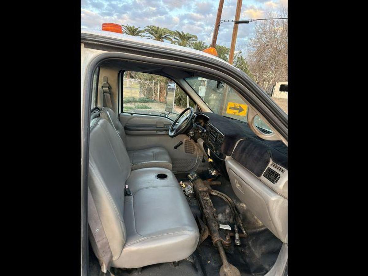 Used PB Loader BC-5 on 2000 Ford F750