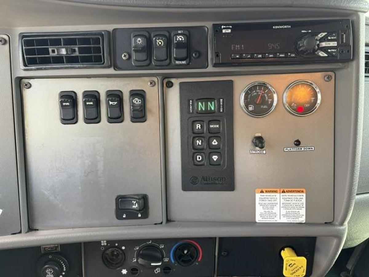 Used 2016 Kenworth Model T-370 Pro-Patch Pothole Patcher