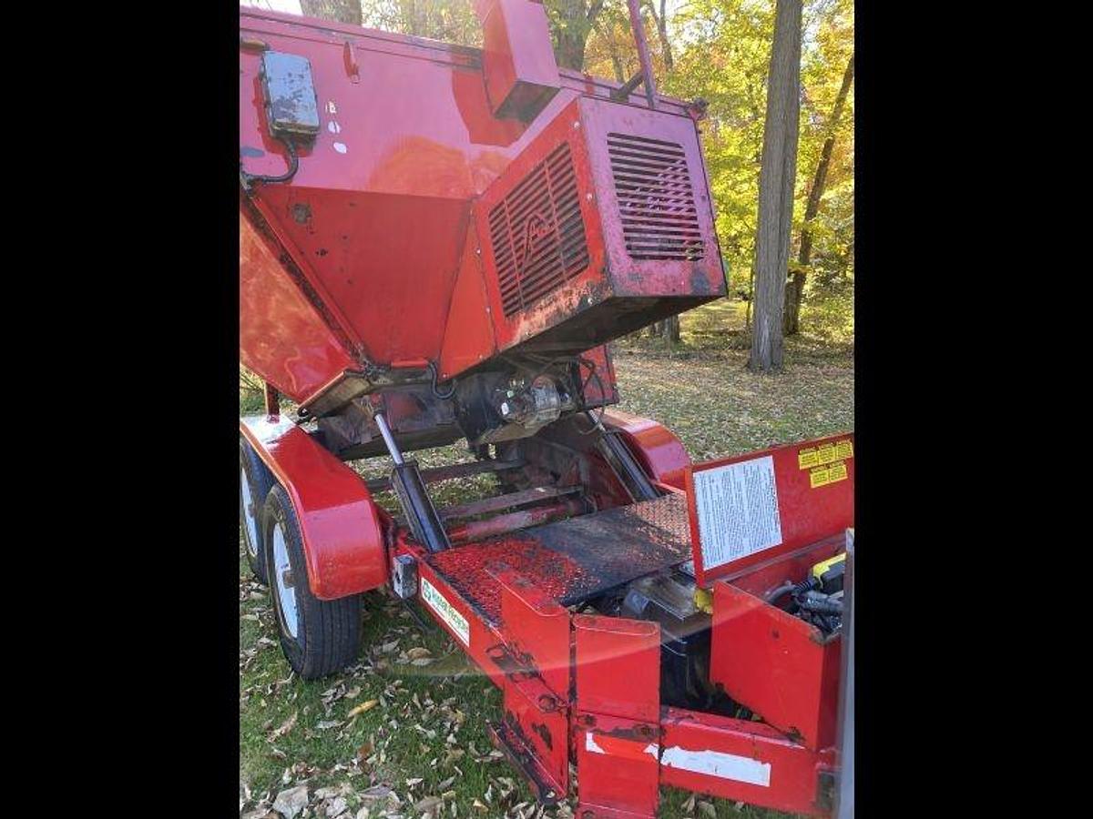 Used 2012 Falcon 4 Ton Dump Hotbox/ Reclaimer