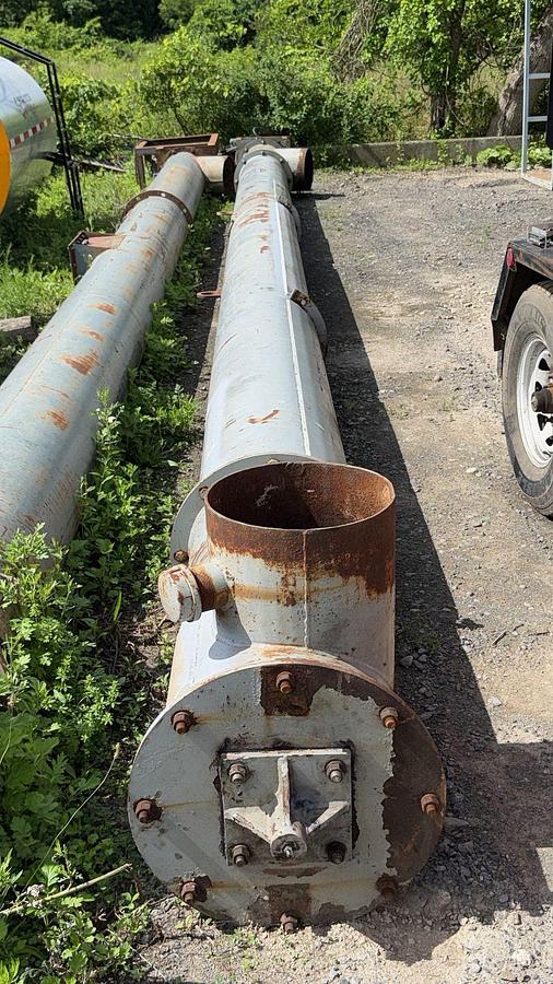 Used Twin Screw Conveyor Bin with discharge screw