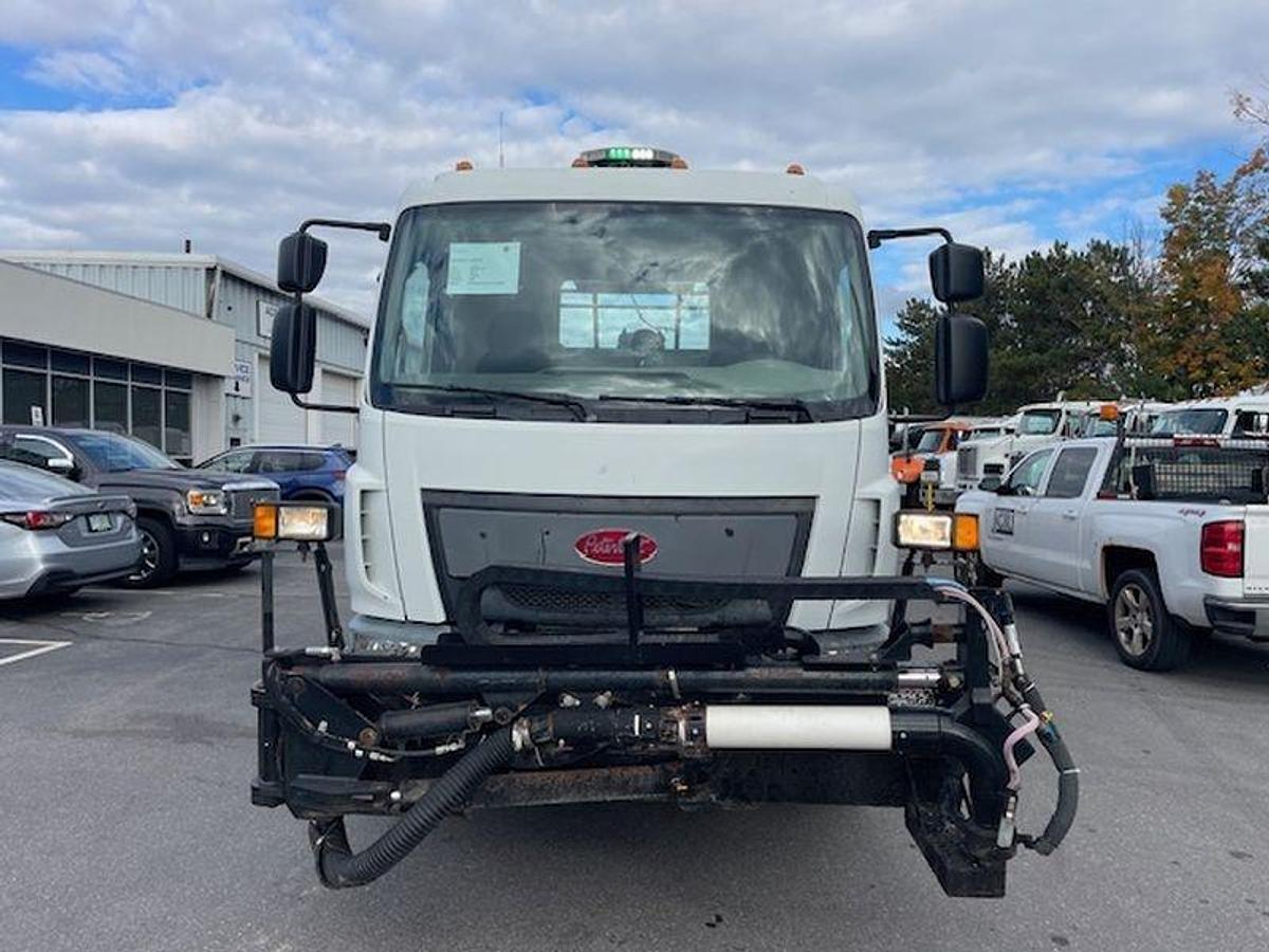 Used 2017 Rosco RA 400 Asphalt Patch Truck