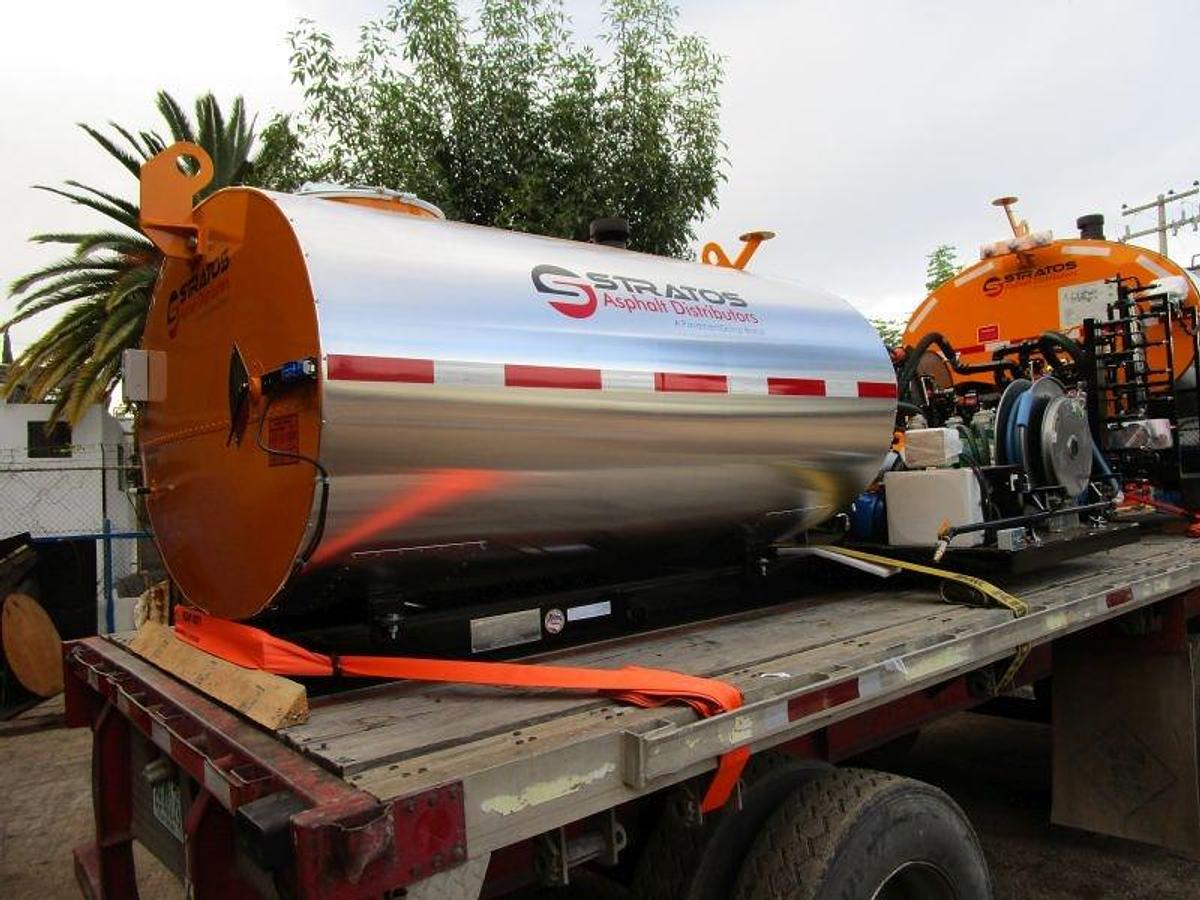 600 Gallon Tack Sprayer Skid Mounted