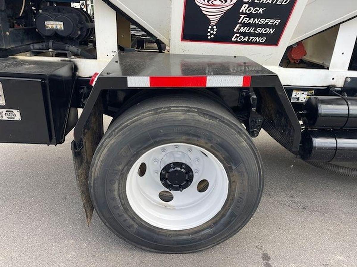 Used 2017 Rosco RA 400 Asphalt Patch Truck