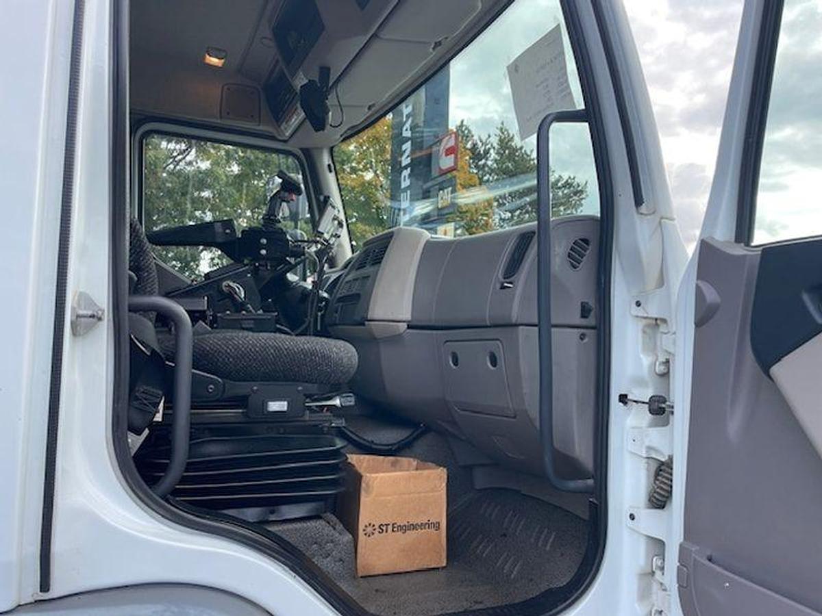 Used 2017 Rosco RA 400 Asphalt Patch Truck