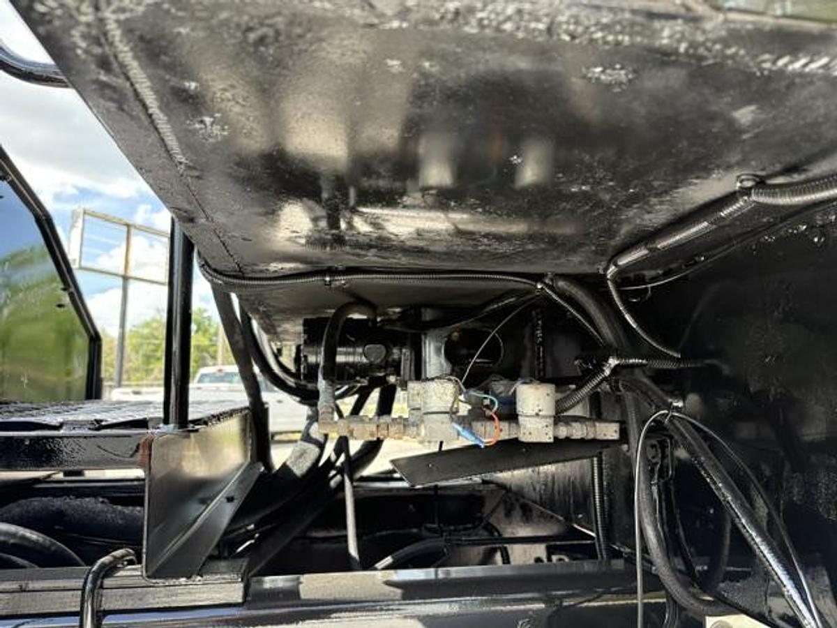 Used 2016 Kenworth Model T-370 Pro-Patch Pothole Patcher