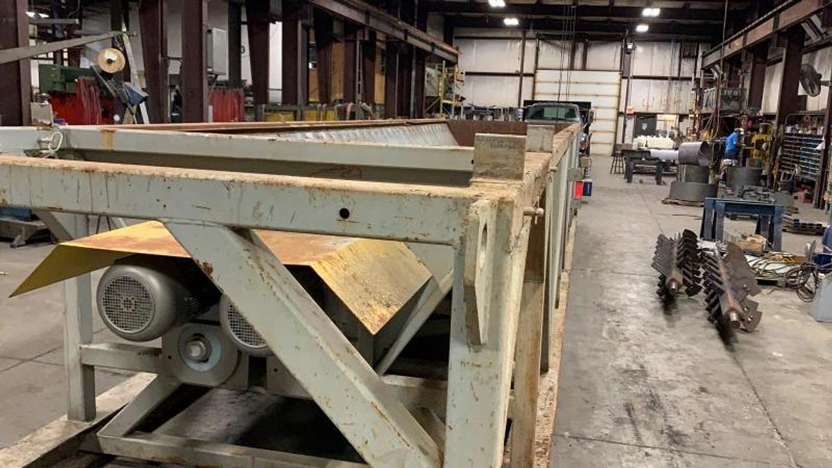 Used Twin Screw Conveyor Bin with discharge screw