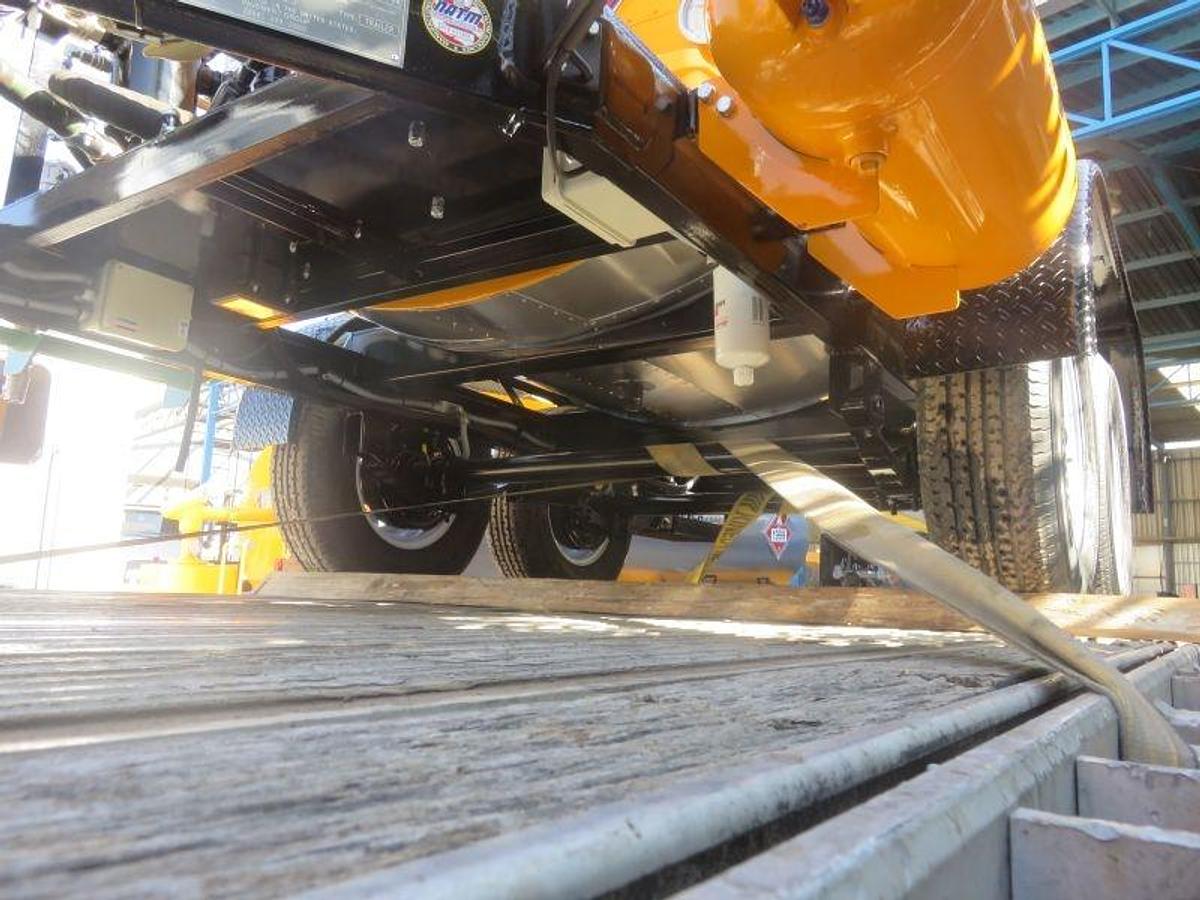 600 Gallon Asphalt Distributor Trailer