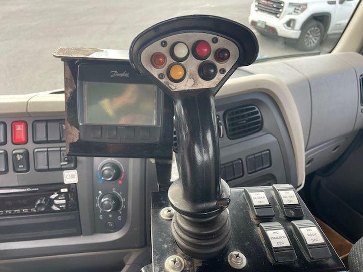 Used 2017 Rosco RA 400 Asphalt Patch Truck