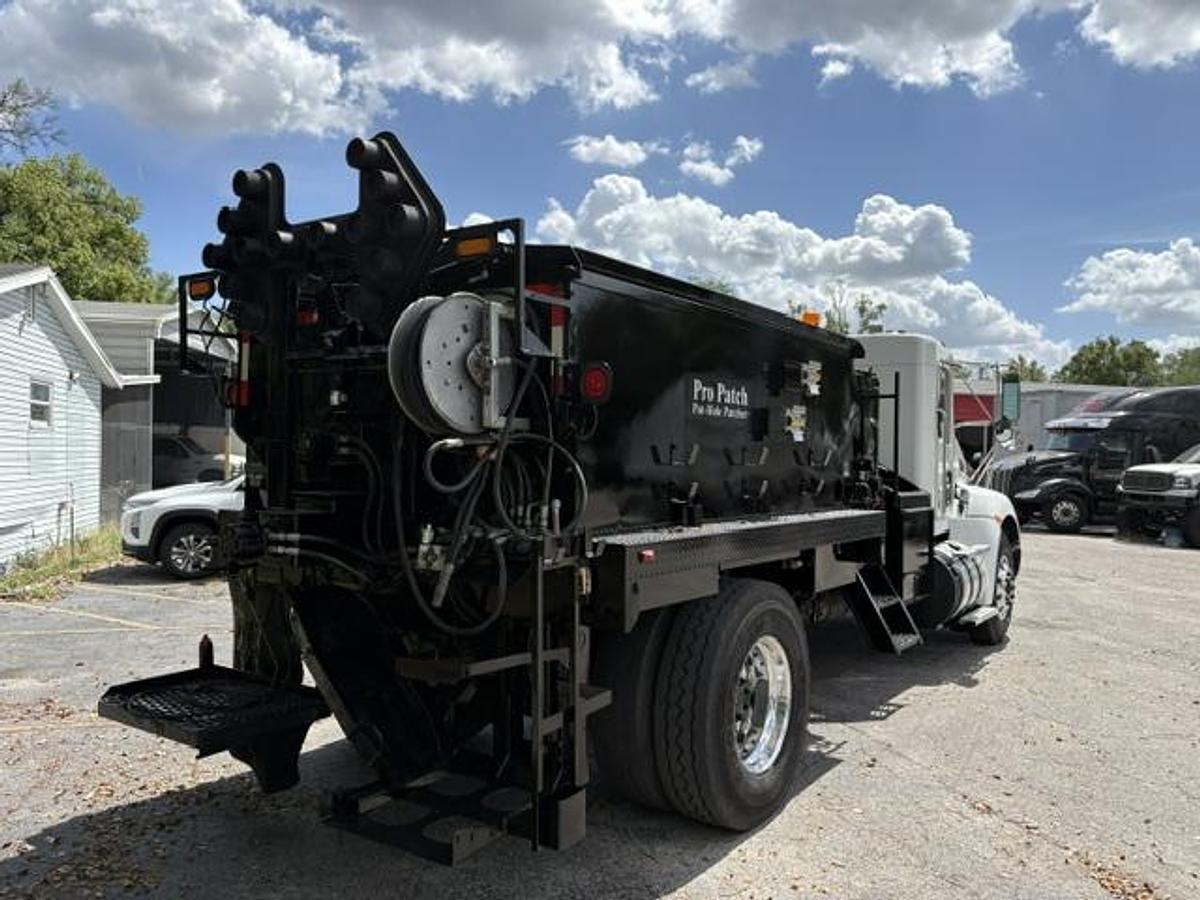 Used 2016 Kenworth Model T-370 Pro-Patch Pothole Patcher