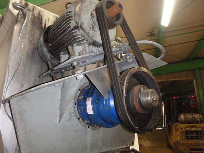 Used Wolfking Single Shaft Mixer