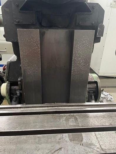 Used Fraiseuse Huron NU 3