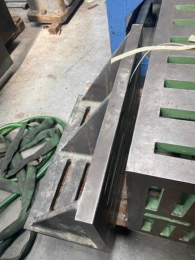 Used 2023 clamping cubes and angle plates T-slotted