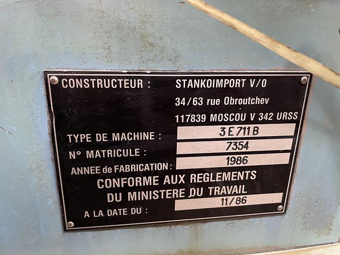 Used Rectifieuse STANKO 3 E 711 B - surface grinder Stanko 3E711B