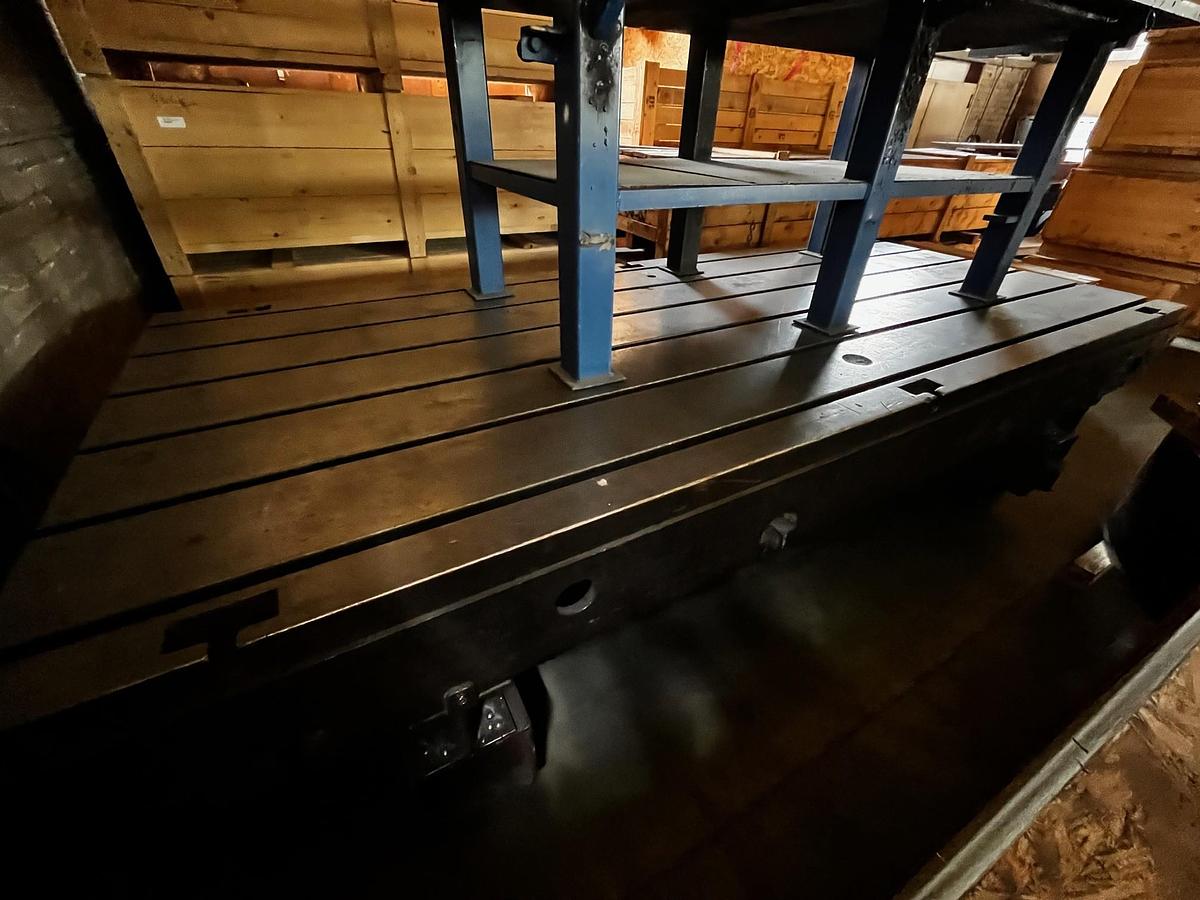 Used 1980 Unknown make T-slots clamping table