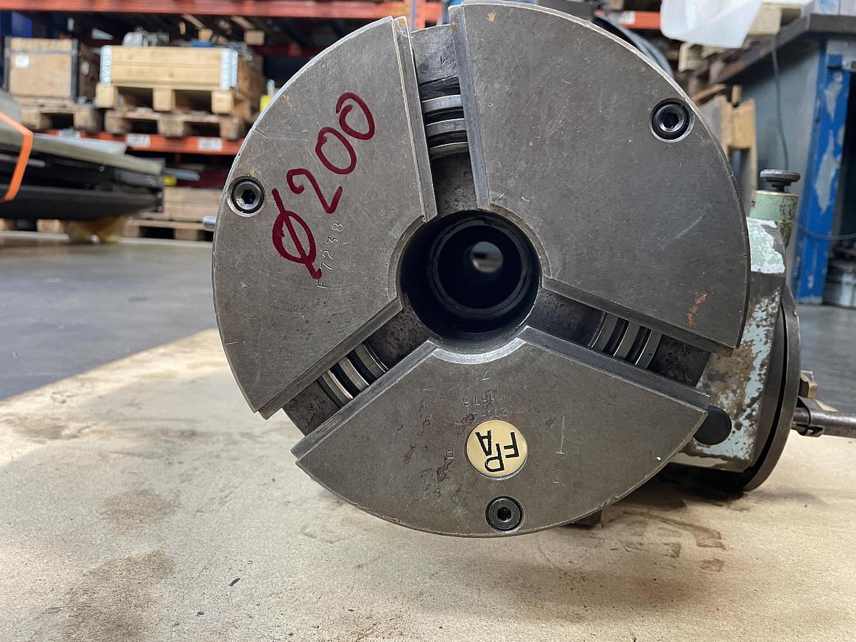 Used Equipement de fraisage, plateau diviseur, étau, équerre