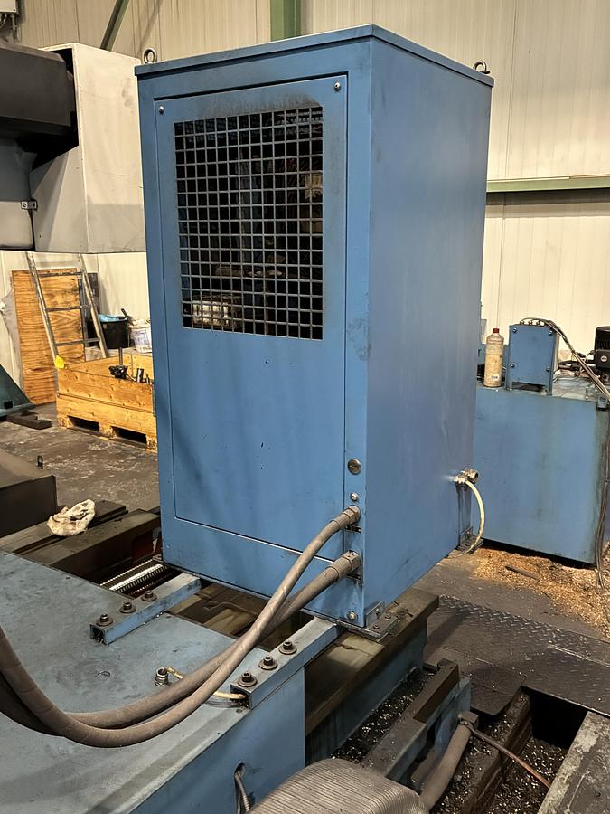 Used TOS Varnsdorf WHN 13 boring and milling machine