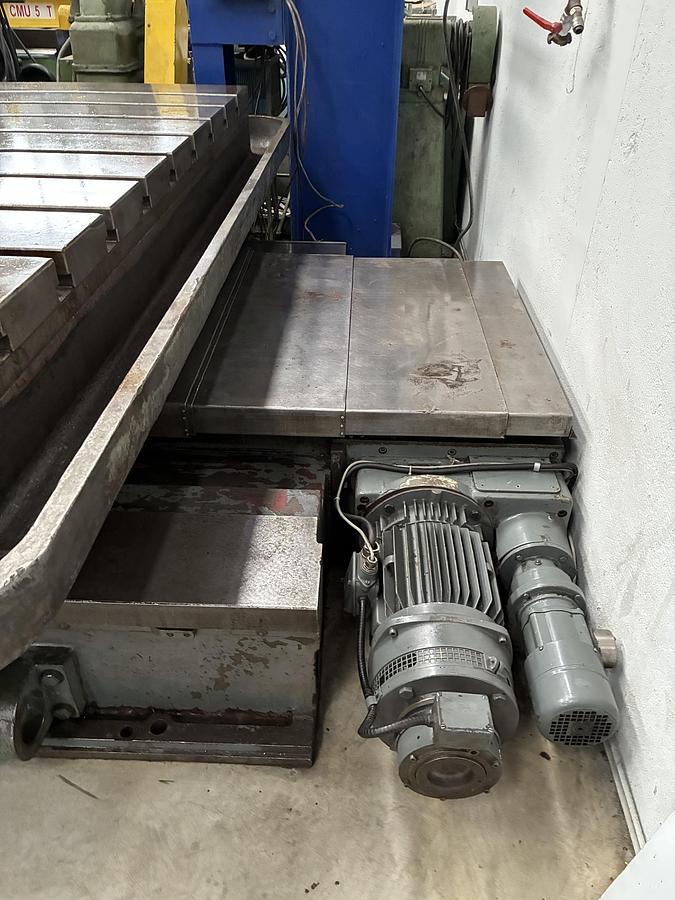 Used Table tournante FRORIEP 50 tonnes