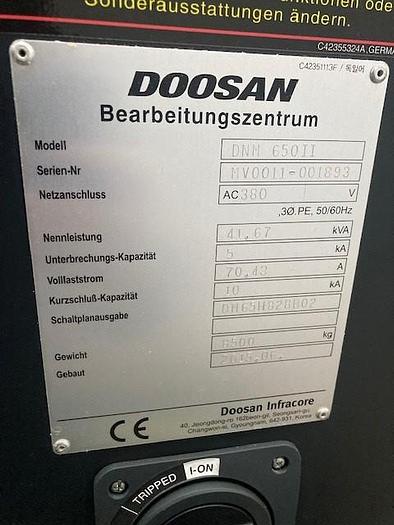 Used 2015 DOOSAN DMN 650 II vertical machining center