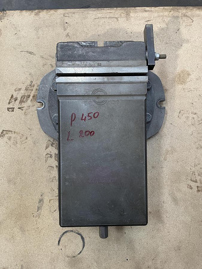 Used Equipement de fraisage, plateau diviseur, étau, équerre