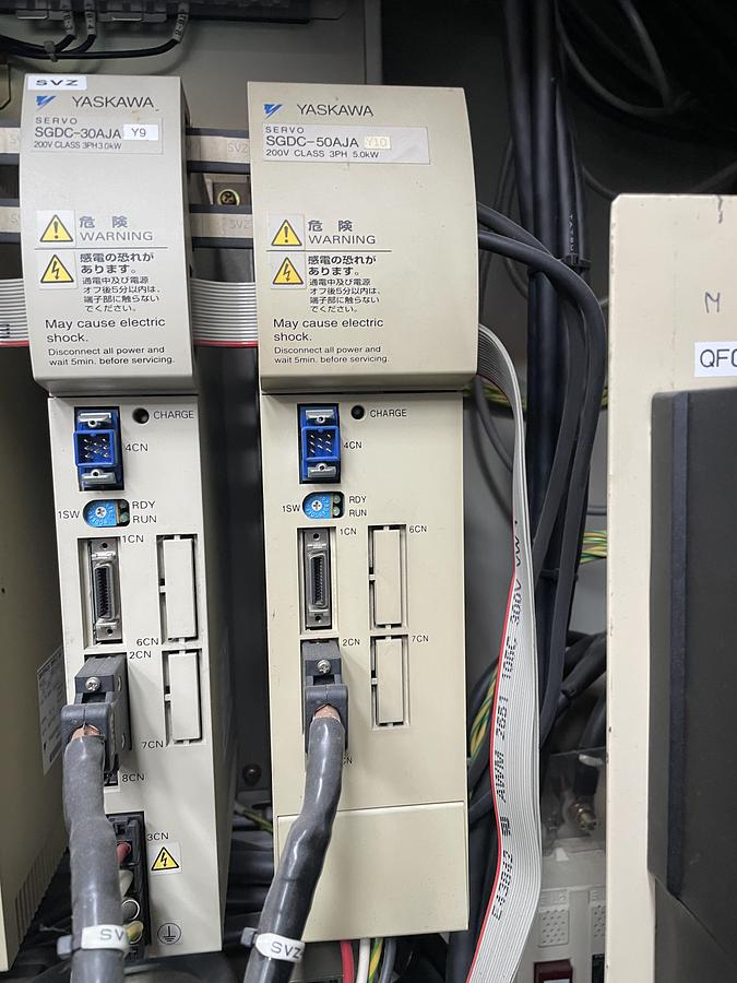Used Variateurs et CN Yaskawa - CN Yasnak J300M