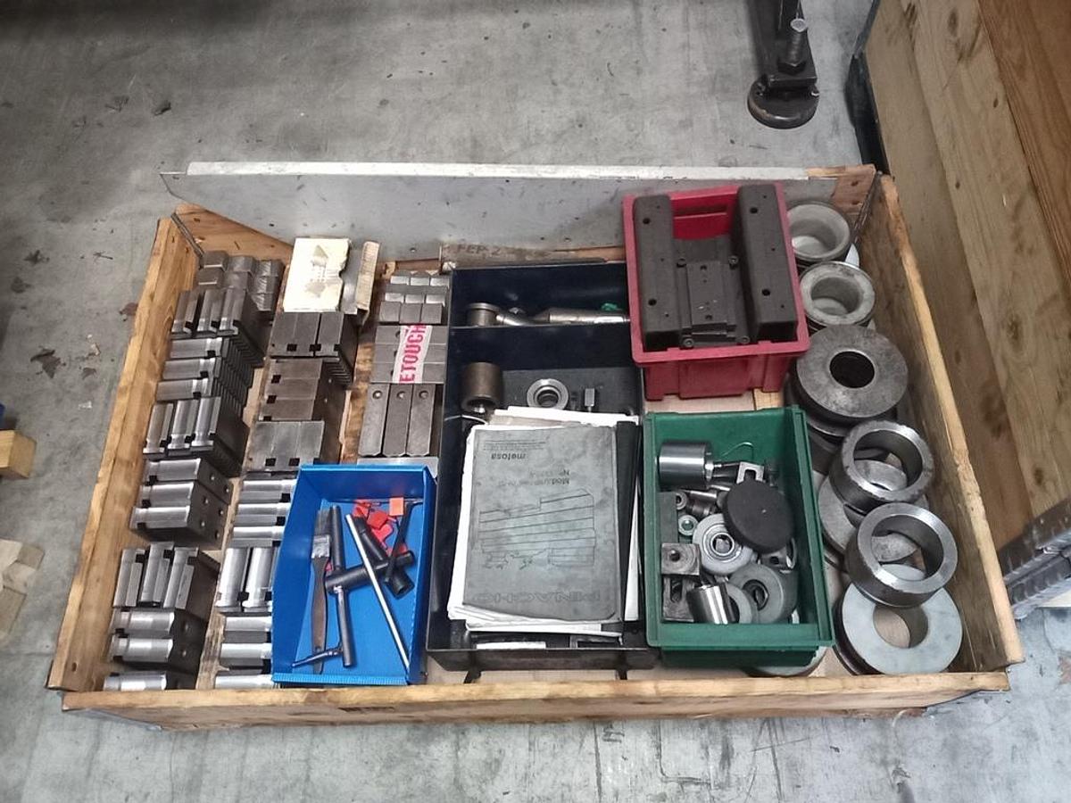 Used PINACHO smart-turn 6 x 1500 CNC teach-in lathe - tour par apprentissage