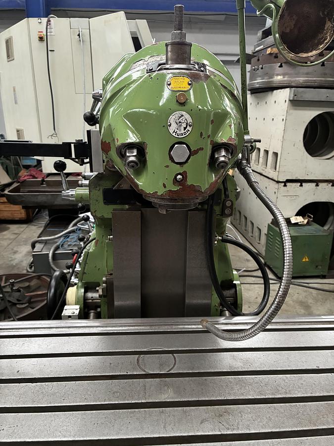 Used Fraiseuse HURON MU 5 conventionnelle