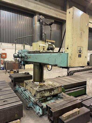 Used Universal radial drilling machine MAS Kovosvit VOM 50