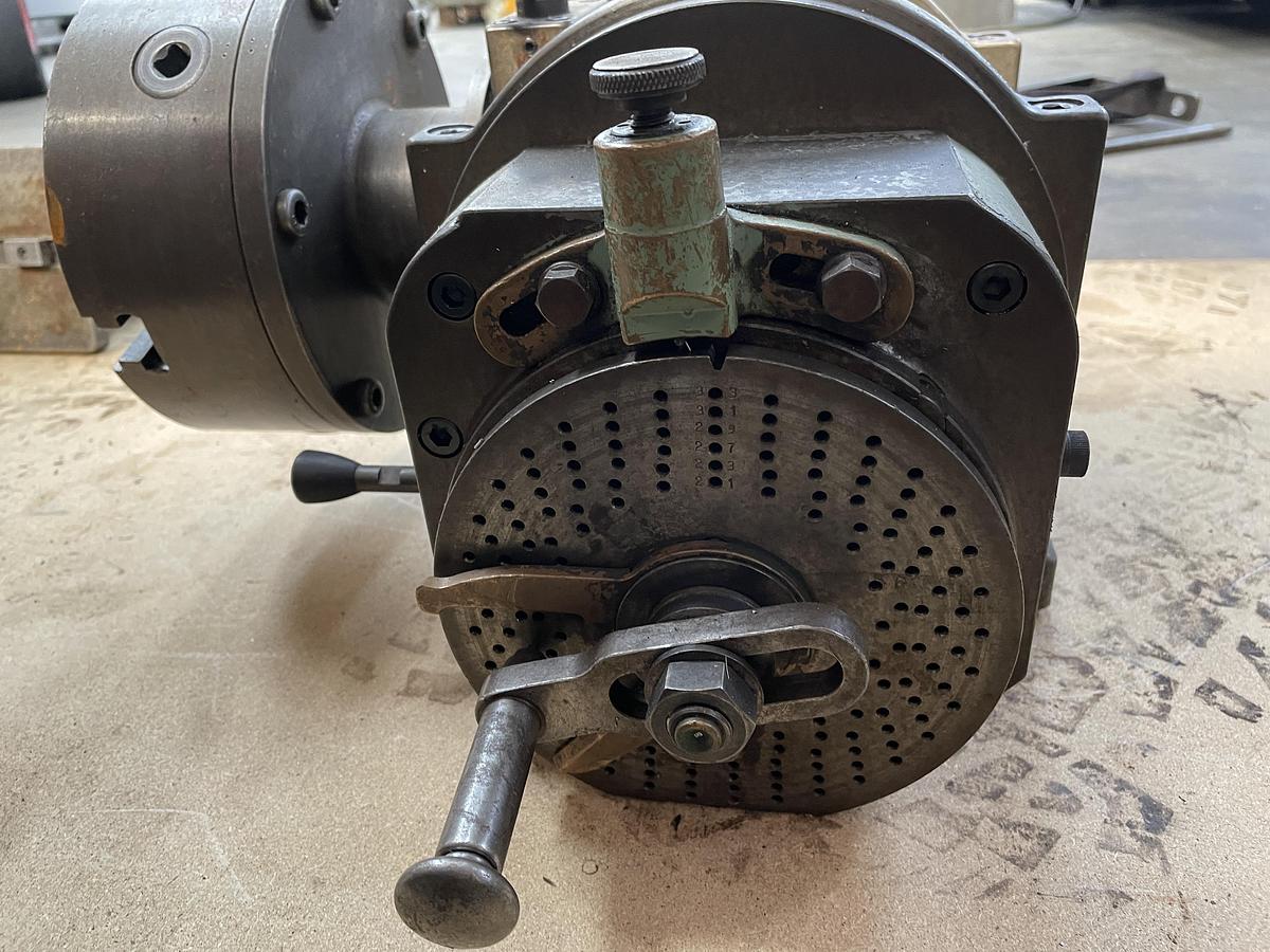 Used Equipement de fraisage, plateau diviseur, étau, équerre