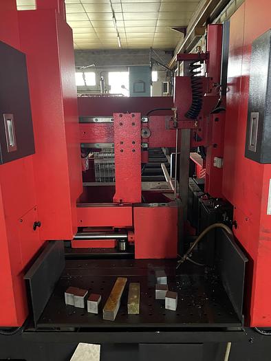 Used Automatic bandsaw Amada Dynasaw 530 year 2014