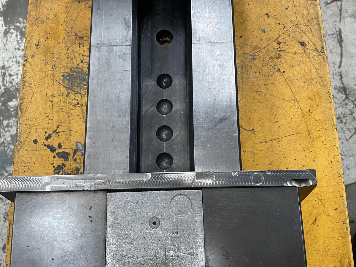 Used Étau fraisage - Milling vise