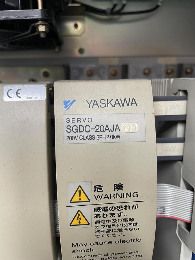 Used Variateurs et CN Yaskawa - CN Yasnak J300M