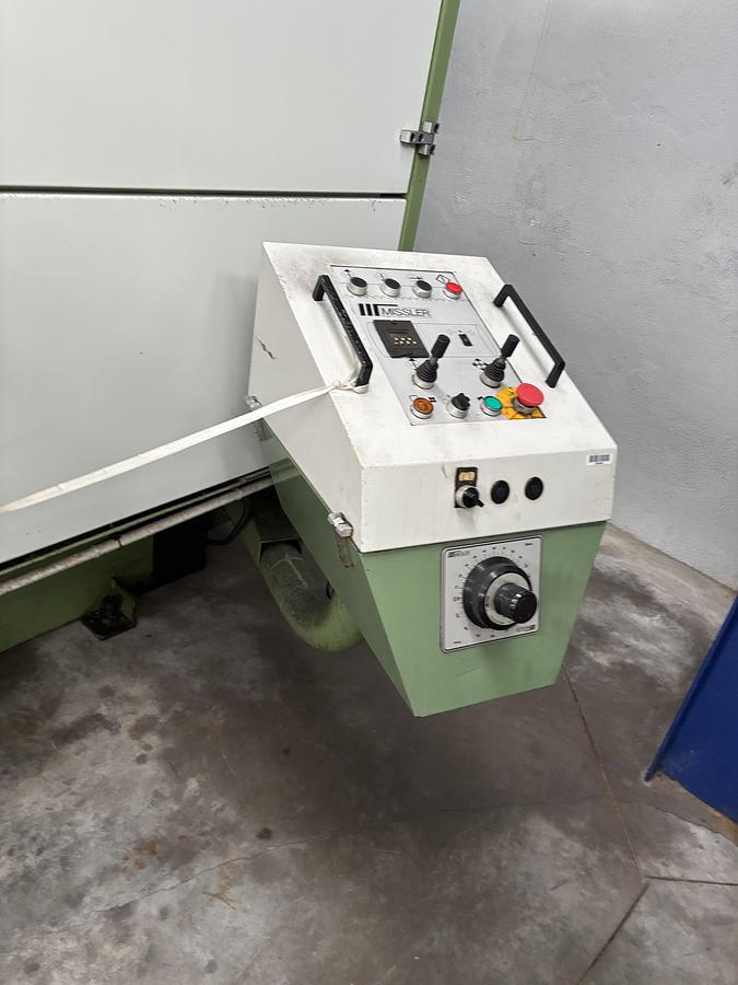 Used Scie automatique à ruban Missler 540 - automatic bandsaw