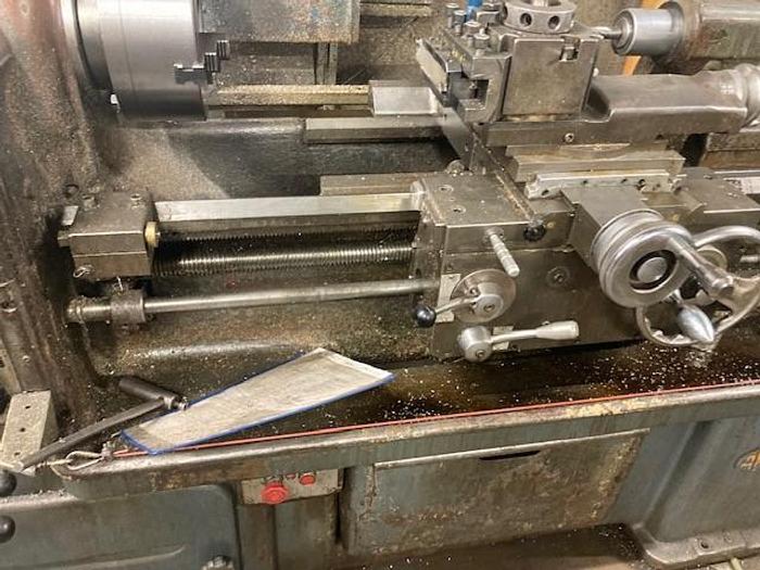 Used AMC tour parallèle conventionnel - manual lathe