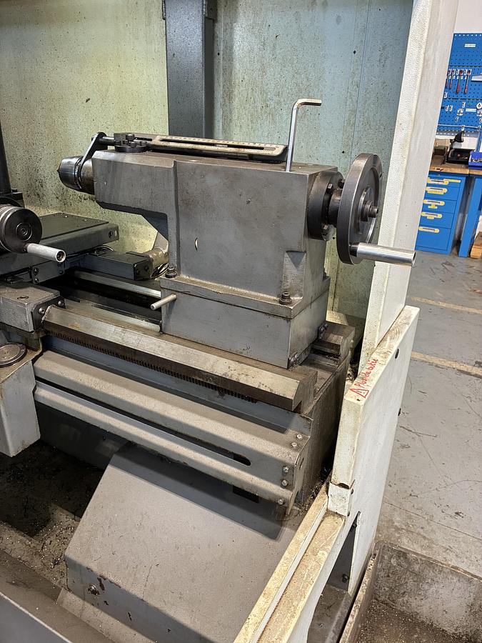 Used PINACHO SC-250 x 1000 year 2014 - lathe