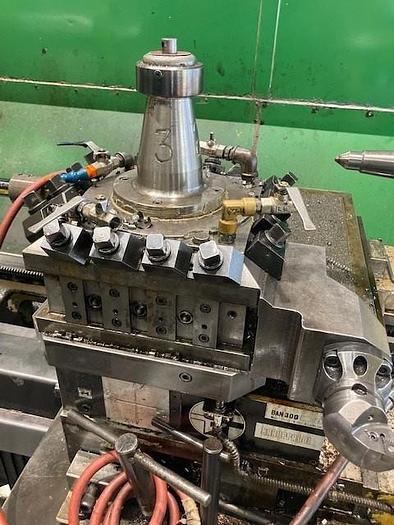 Used 1993 TACCHI CNC lathe HD 1000