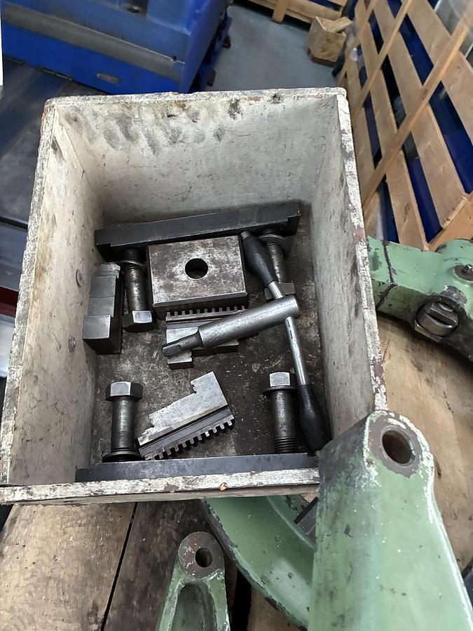 Used 2002 ZMM C13 - ZGMM type C13 Model C13 Type MBH