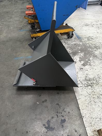 Used Benne à copeaux basculante 