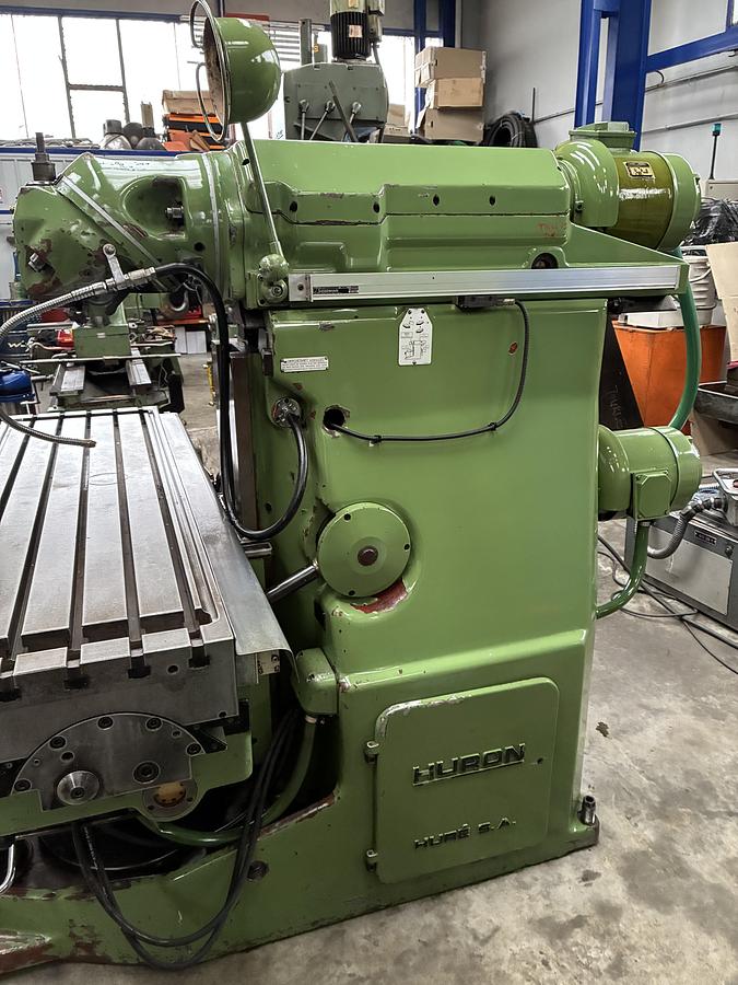 Used Fraiseuse HURON MU 5 conventionnelle