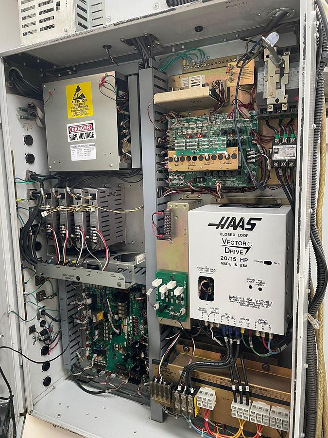 Used Centre d’usinage vertical Haas VF 3