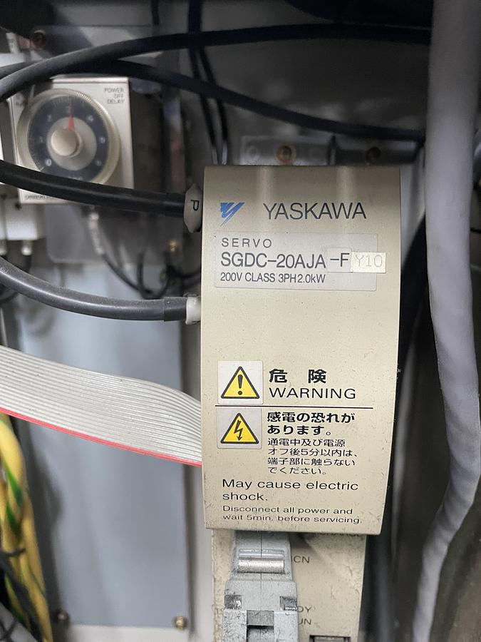 Used Variateurs et CN Yaskawa - CN Yasnak J300M