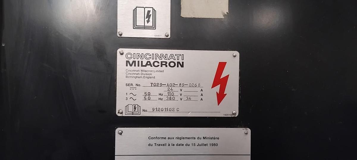 Used Cincinnati Milacron Sabre 750 - Fanuc Series O-MD