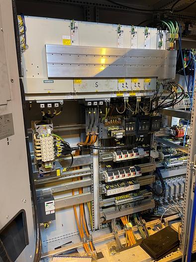 Used TOS Varnsdorf WHN 13 year 2013 boring and milling machine