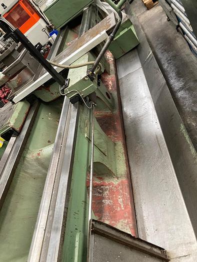 Utilisé TOS SUS 80 H x 8000 Tour parallèle traditionnel